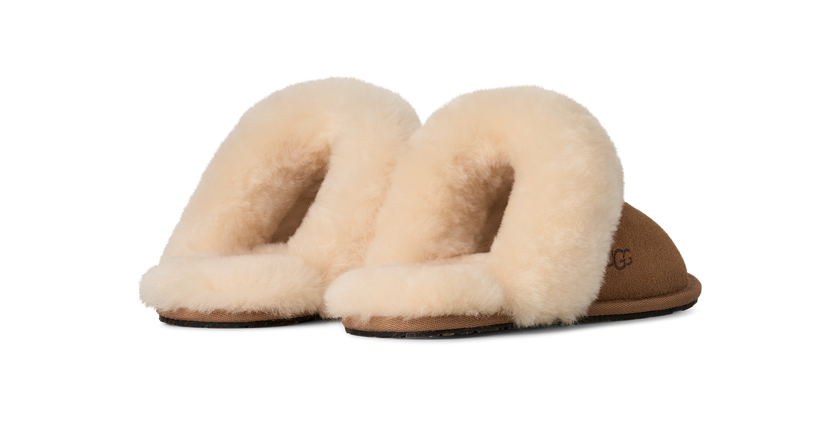 UGG W SCUFFETTE II CHESTNUT