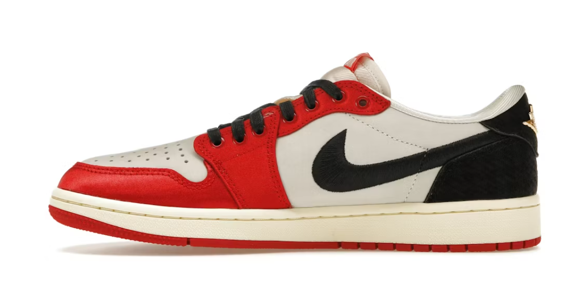 Air Jordan 1 Low OG x Trophy Room