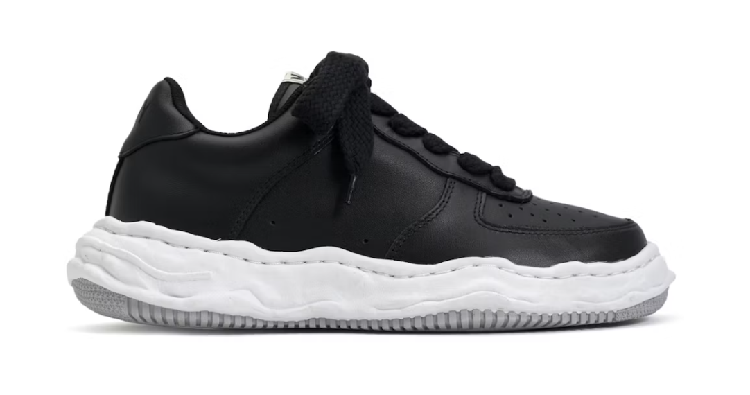 Maison Mihara Yasuhiro Wayne OG Sole Low Black – HIGHKIOSK Maison Mihara Yasuhiro Wayne OG Sole Low Black – HIGHKIOSK