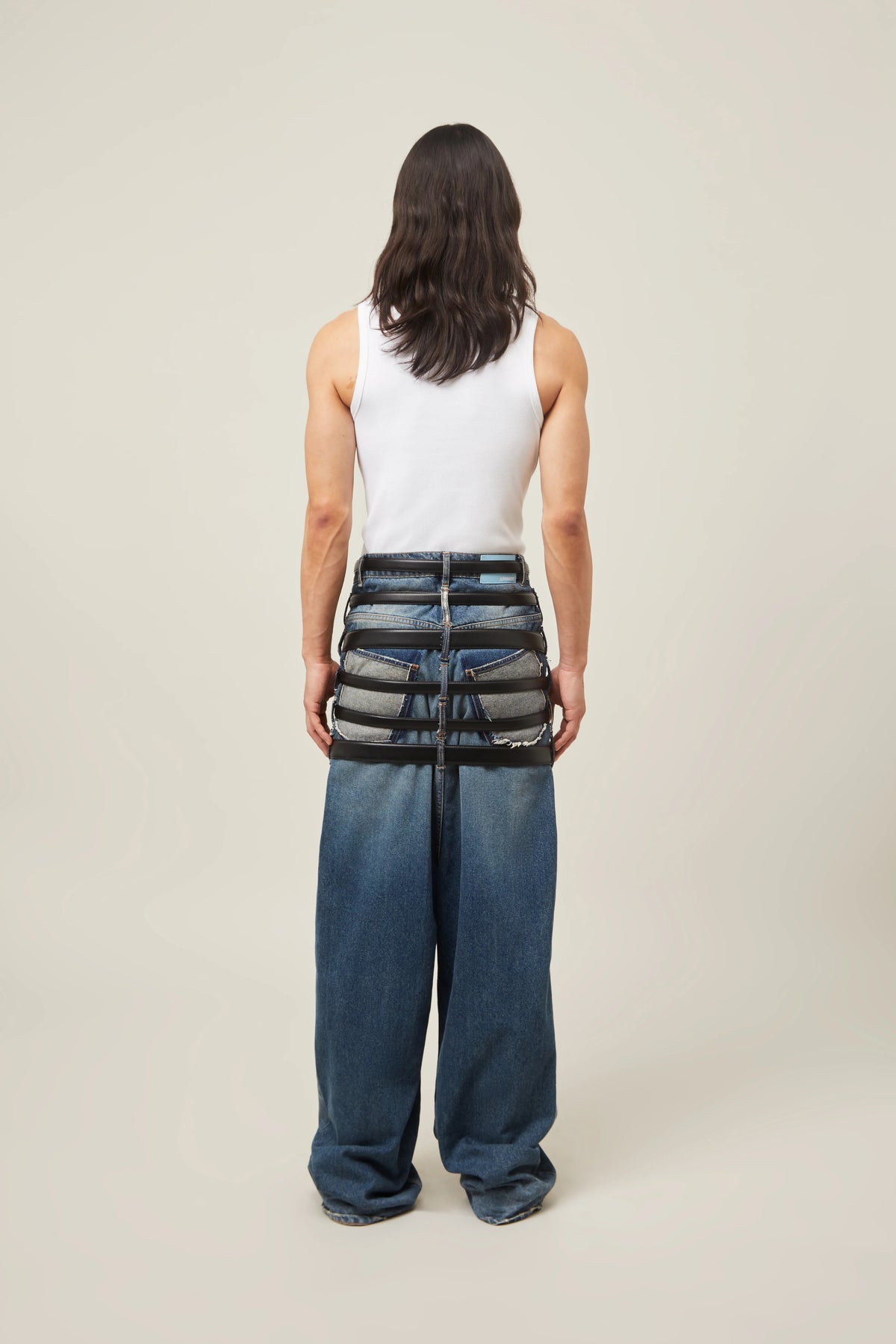3.Paradis Six Waist Trousers