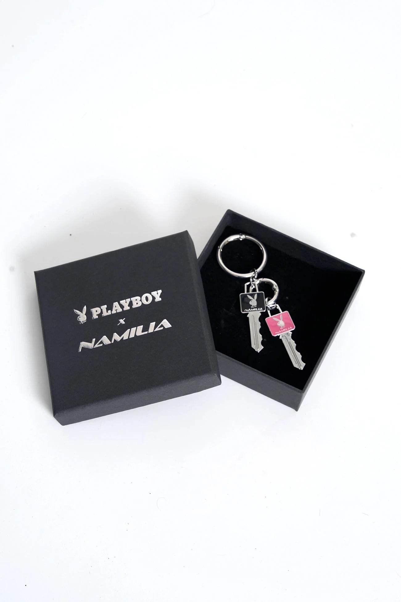 Namilia Playboy Key Charm Black/Pink