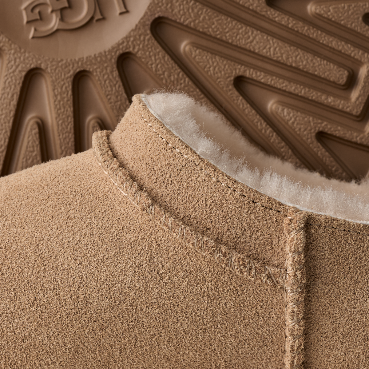 UGG KIDS' CLASSIC MICRO SAND