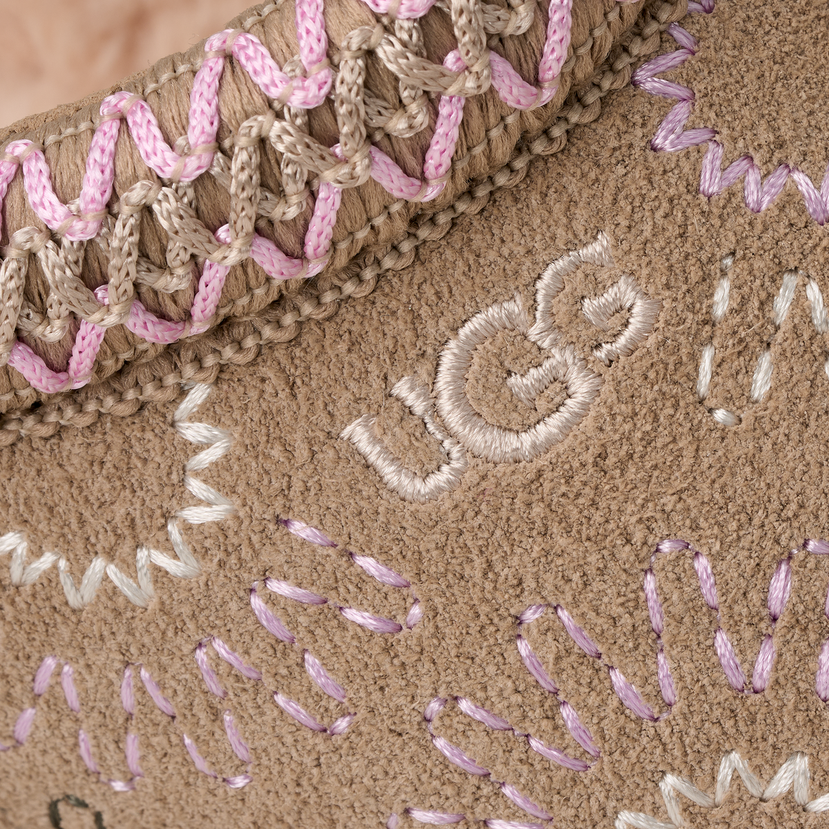 UGG K TAZZ SUN STITCH MUSTARD SEED