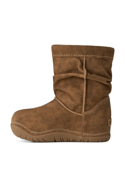 UGG BUCKED BOOT CHESTNUT