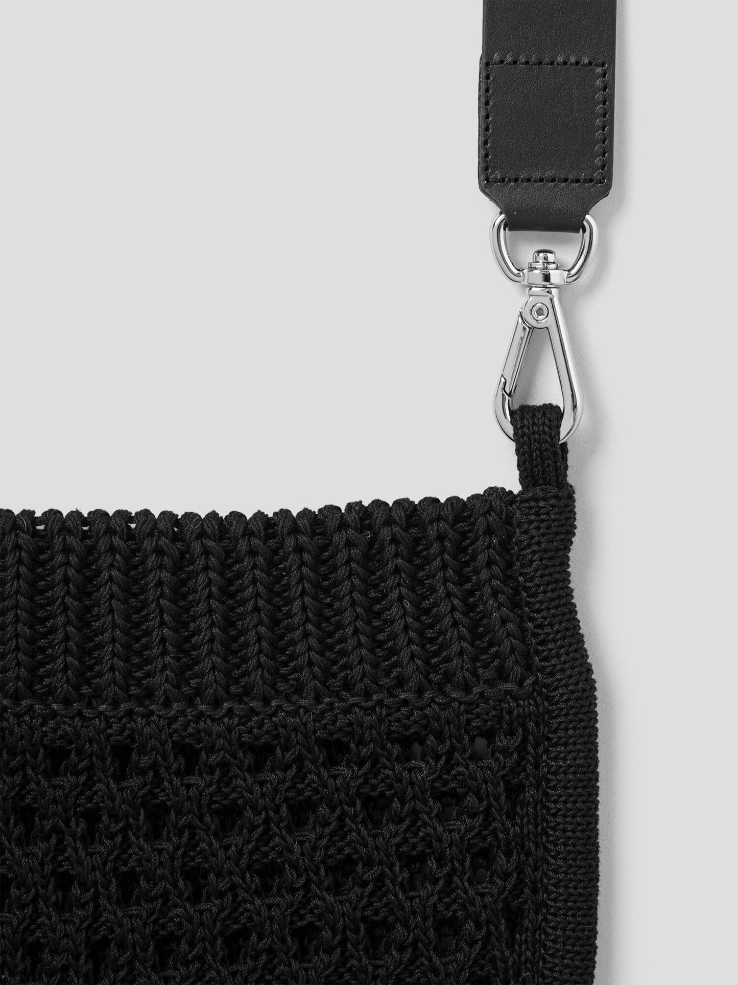 Juun.J Curly Knit Bag Black