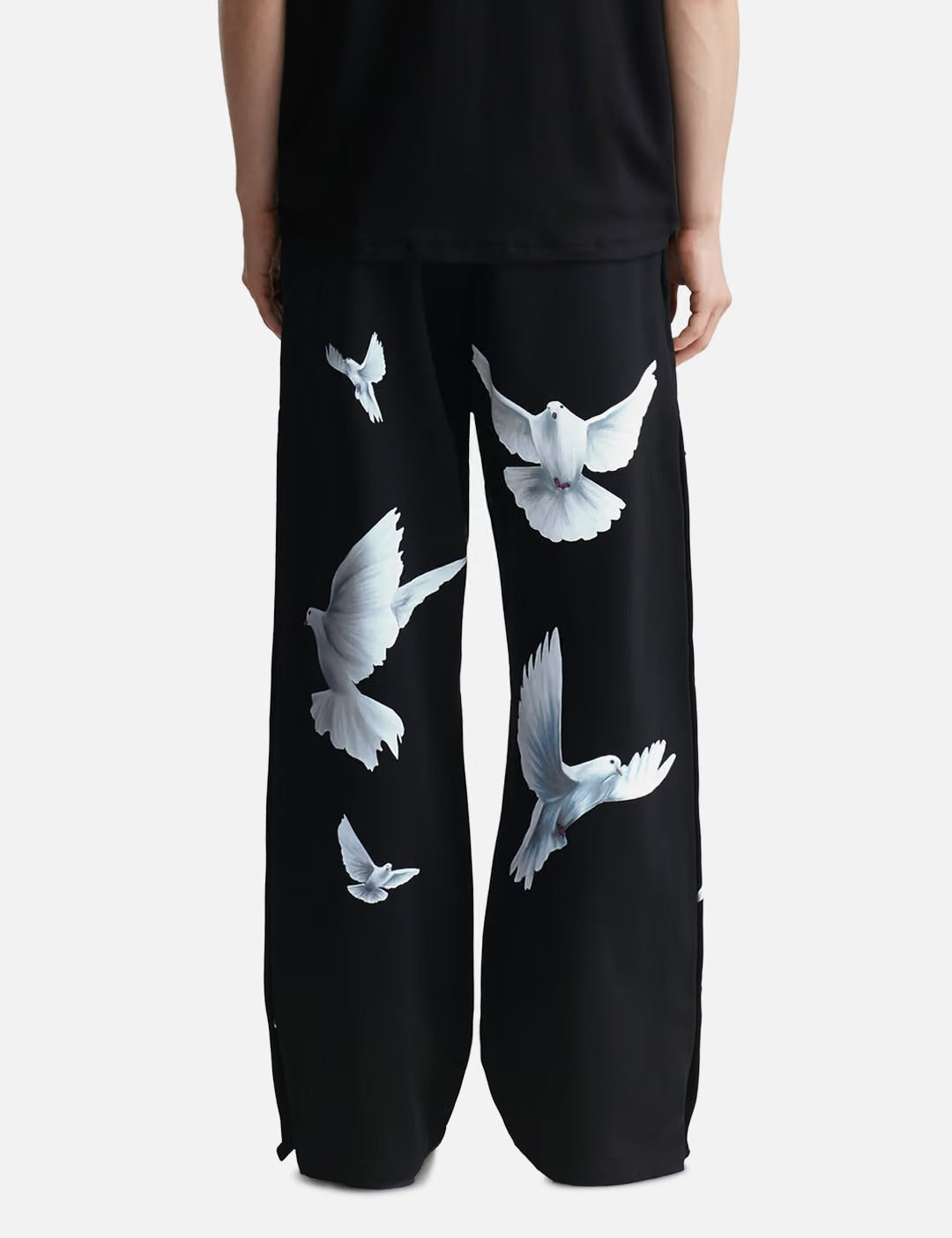 3.Paradis Freedom Doves Trackpants Black