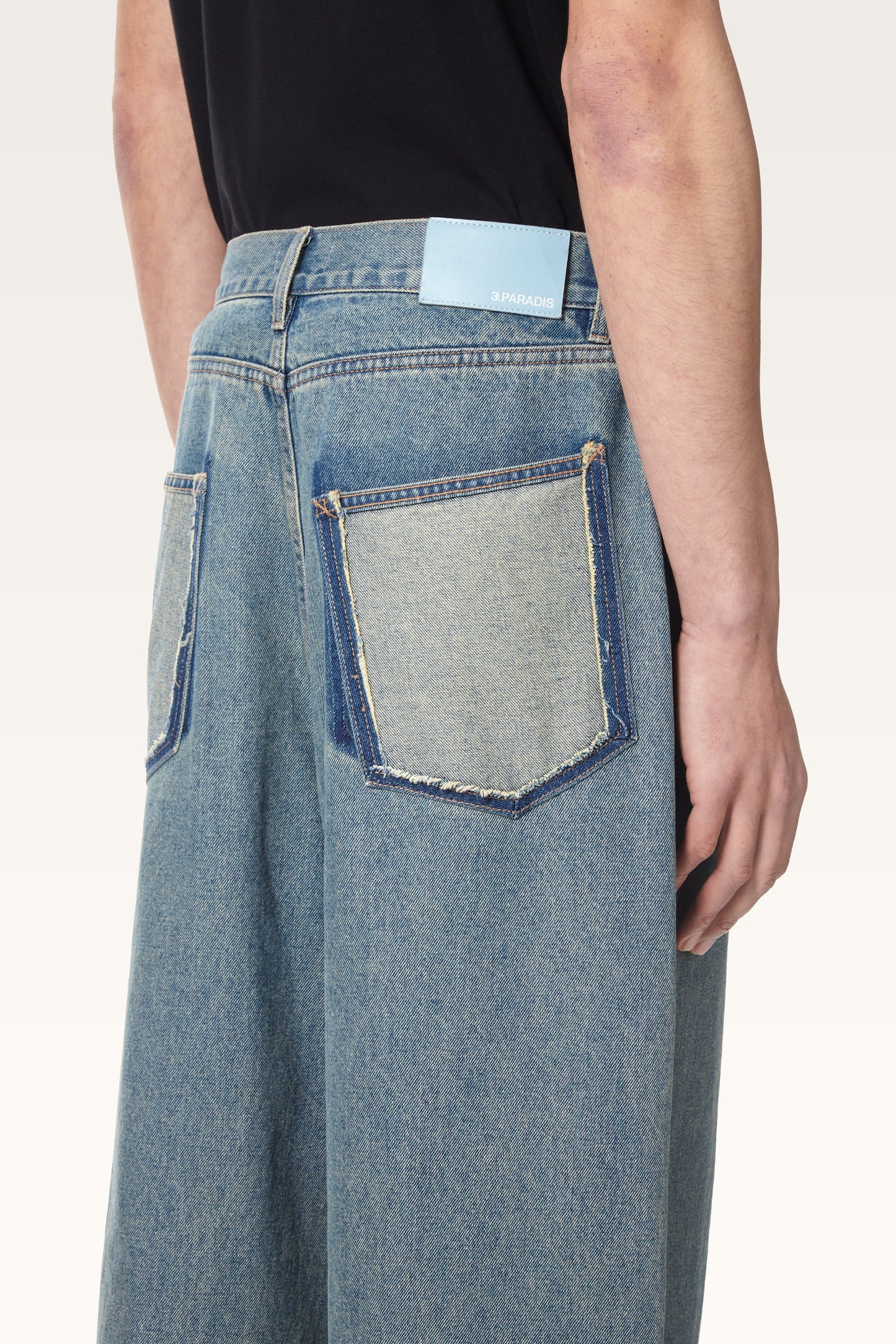 3.Paradis Wide Leg Jeans