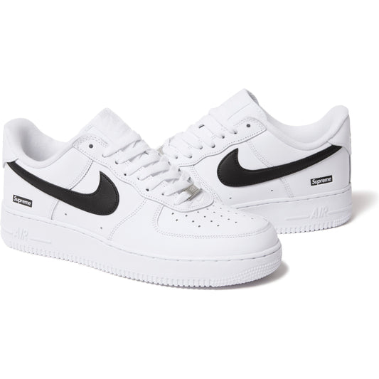 Nike Air Force 1 Low Supreme White / Black
